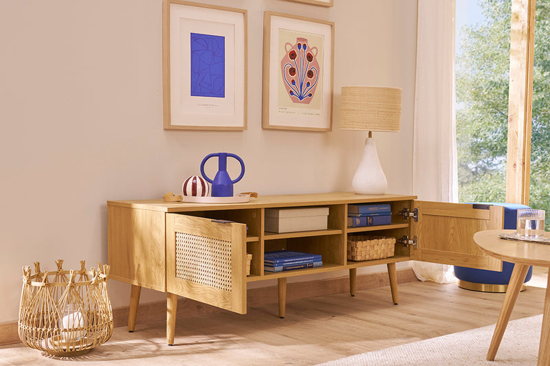 Meuble TV finition bois clair, cannage rotin 2 portes MANILLE